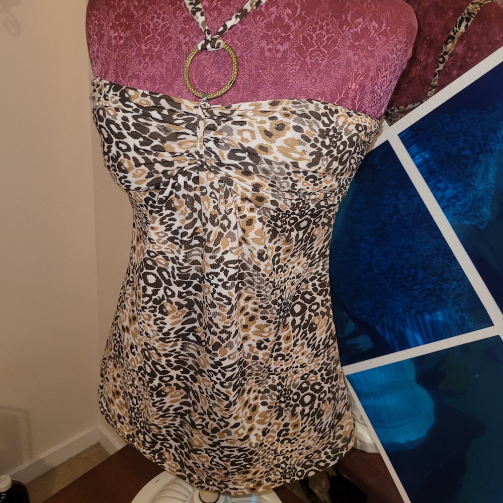 Cheetah print halter with metal circle hook